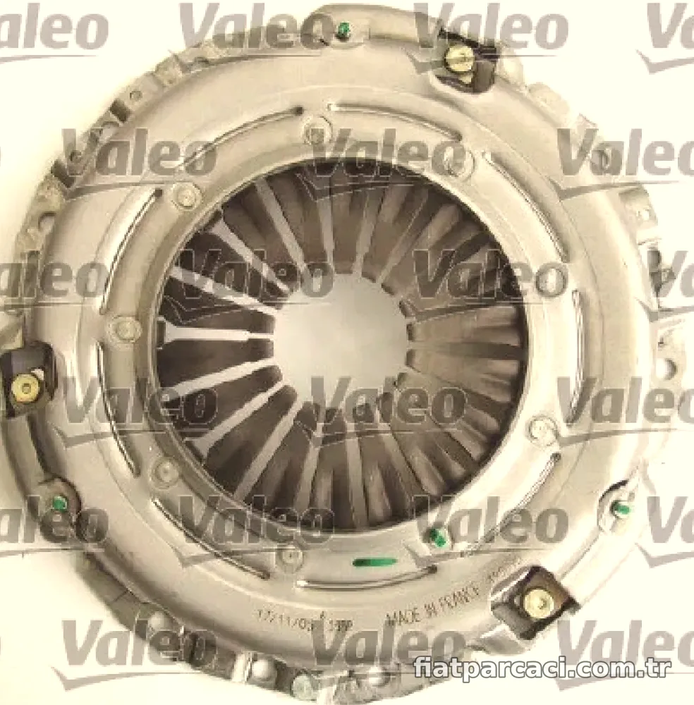DEBRIYAJ SETI RULMANSIZ TRAFIC 2,5DCI 16V 02> – Valeo – VALEO 826570″ loading=”lazy” /></figure>
<figure class=