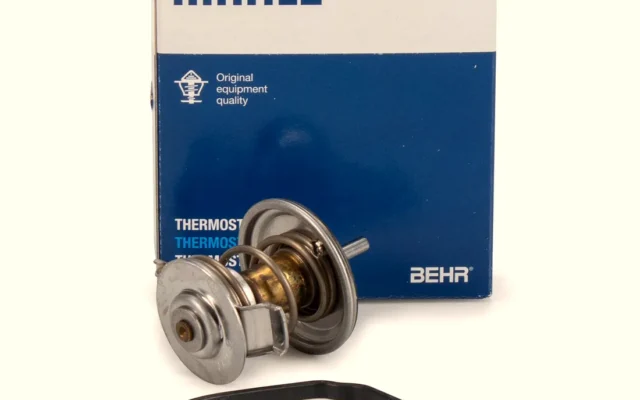 BEHR-MAHLE TH1392 | -MAHLE / Mercedes W203 Kasa C220 CDI Komple Termostat